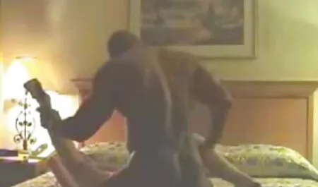 Asiático-joven xxx en latino hombre, un amigo de su tenía su culo