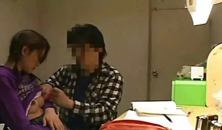 Fry con una gran polla en ambos español latino xxx agujeros