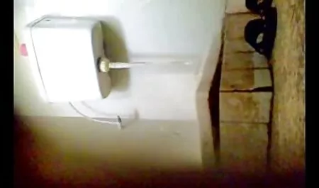 Chica Flexible con porno amateu latino los dedos en el coño y el culo al mismo tiempo