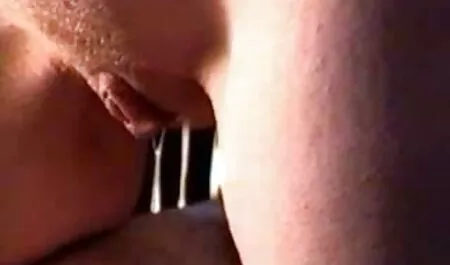 Músculo Adolescente Mamá Se Masturba En porno en idioma español latino la cama