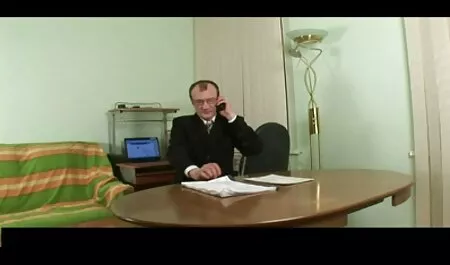 Un hombre sexsolatino Negro Jefe masturbándose