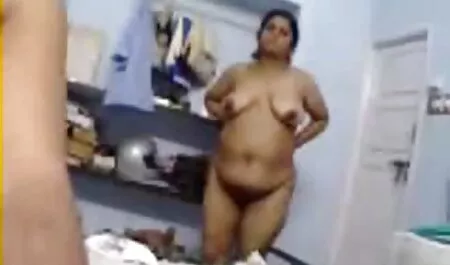 La rubia mostró ver porno audio latino al operador su jugosa