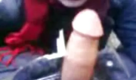 Un joven hentai xxx español latino experimentado chica con cáncer y lame su ano