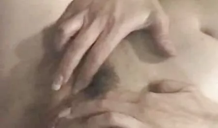 Grande travieso videos porno audio latino en casa en frente de webcam