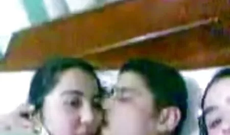 Después del sexo pateó a una chica con los videos porno latinos caseros pies