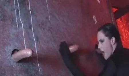 Un joven necesitaba una mujer videos xxx español latino en medias