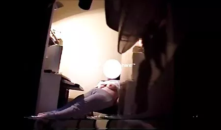 Chica gran polla y conseguir semen en la servi porno latino boca