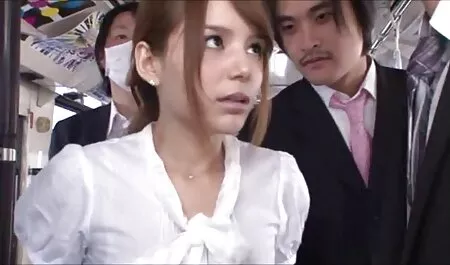 Tres rubias se mean y se besan apasionadamente videos xxx español latino al mismo tiempo