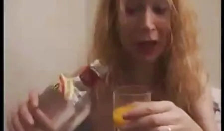 Mamá los mejores videos porno en español latino masturbándose en las escaleras