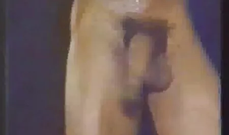 Un hombre con un pene, porno español l follando, joven belleza