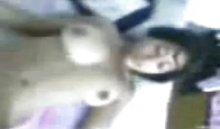 Negro mamá brillo en sus videos pornos caseros en español latino tetas limpio